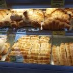 Álbiná Pékség Biatorbágy - Étel/ital