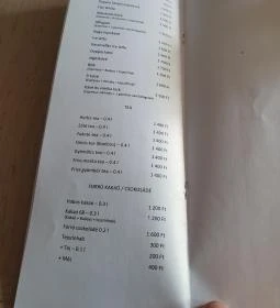 Almádi Yacht Club Kikötő Étterem