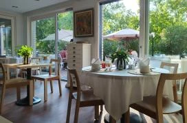 Almádi Yacht Club Kikötő Étterem Balatonalmádi