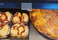 Alpi Pékség Taksony