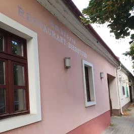 Ambrózia Étterem, Mosonmagyaróvár - Külső kép