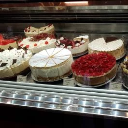 Andrész Cukrászda, Biatorbágy - Étel/ital