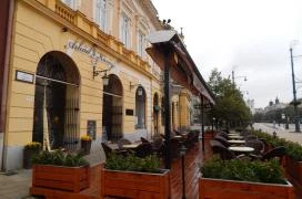 Árkád Kávézó Debrecen