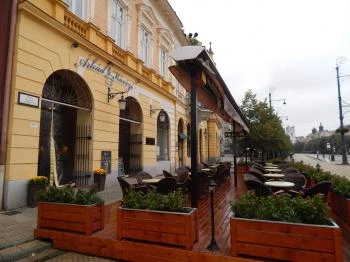 Árkád Kávézó Debrecen