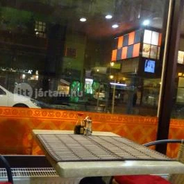 Aroy-Thai Restaurant & Sushi Bar , Budapest - Belső