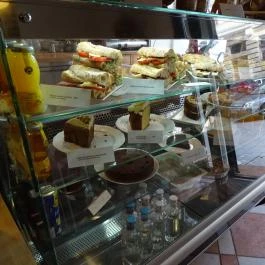 Artizán Bakery & Cafe Budapest - Étel/ital