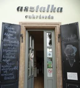 Asztalka Cukrászda