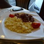 Aventinus Coffee & Lounge Nyíregyháza - Étel/ital