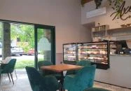 Axel Cukrászda, Reggeliző, Pékség, Fagyizó & Pizzéria Törökbálint