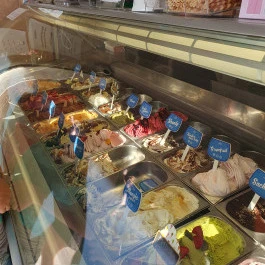 Azzurro Fagyizó Mosonmagyaróvár - Étel/ital
