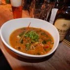 B40 Wok & Walk Budapest - Étel/ital