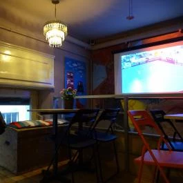 B8 Kézműves Sör & Pálinkabár Budapest - Belső