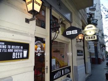 B8 Kézműves Sör & Pálinkabár Budapest