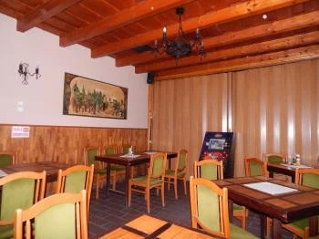 Bacchus Borozó Lakitelek