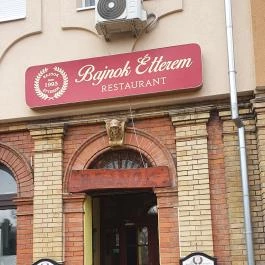 Bajnok Étterem Szolnok - Egyéb