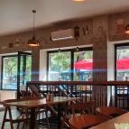 Bajor Burger & Beer Budapest - Belső