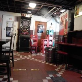 Bakegér Borozó, Budapest - Belső