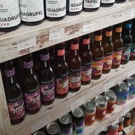 Bakelit Craft Beer, Eger - Egyéb