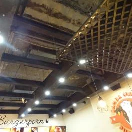 Bamba Marha Burger - Deák Ferenc tér, Budapest - Belső