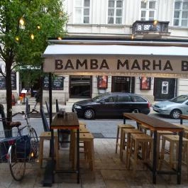 Bamba Marha Burger - Október 6. utca, Budapest - Külső kép