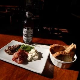 Teddy Beer, Szentendre - Étel/ital