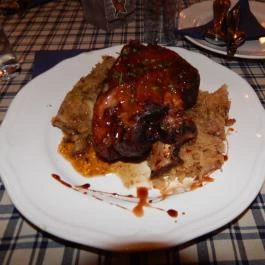 Barnabás Testvér Bajor Kisvendéglő, Étterem Biatorbágy - Étel/ital