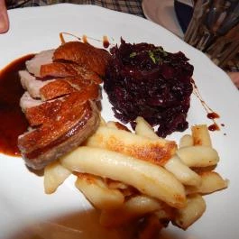 Barnabás Testvér Bajor Kisvendéglő, Étterem Biatorbágy - Étel/ital