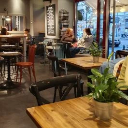 Bartók - Reggel.Délben.Este, Budapest - Belső