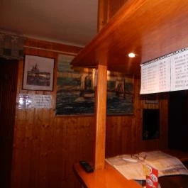 Bástya Borozó, Budapest - Belső