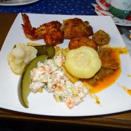 Bástya Panzió és Étterem , Mezőpeterd - Étel/ital