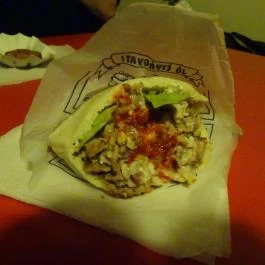 Baykus Gyros, Budapest - Étel/ital