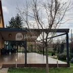 Beer Corner - Viharsarki Sernevelde Gyula - Egyéb