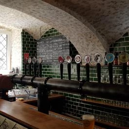 Beeráló - Craft Beer Pub Székesfehérvár - Belső