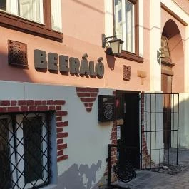 Beeráló - Craft Beer Pub Székesfehérvár - Külső kép