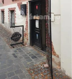 Beeráló - Craft Beer Pub