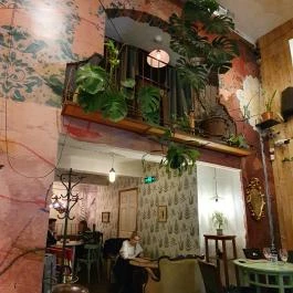 BÉLA - Bár, Étterem, Lakás, Arborétum Budapest - Belső