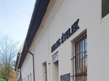 Belvárosi Étterem Kistelek