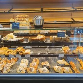 Besjana Pékség Nagymaros - Étel/ital