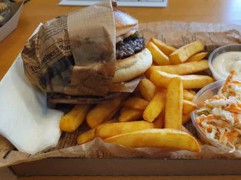 Bitang Burger & Coffee Shop Alsóörs