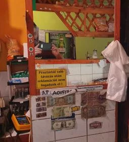 Black Monkey Söröző, Peca Bolt & Mini ABC