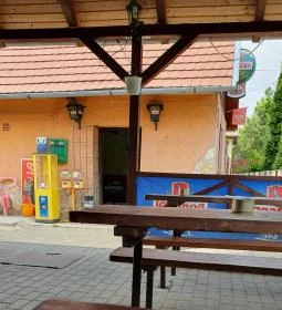 Black Monkey Söröző, Peca Bolt & Mini ABC