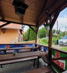 Black Monkey Söröző, Peca Bolt & Mini ABC