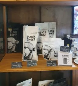 Black Sheep Retró Fagyizó & Kávézó
