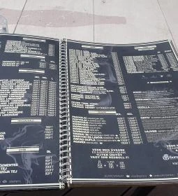 BlackWood Beer & Cocktail's Bar