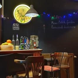 Bobek Cafe, Budapest - Egyéb