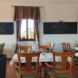 Zenit Balaton Étterem & Bar Vonyarcvashegy - Belső