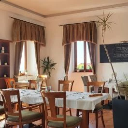 Zenit Balaton Étterem & Bar Vonyarcvashegy - Belső