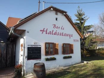 Bodri Bor & Halásztanya Szekszárd
