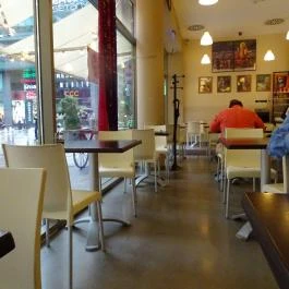 Bombay Curry Bar - Corvin sétány Budapest - Belső