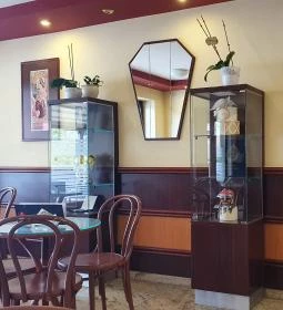 Bor Cukrászda & Kávézó